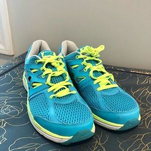 Nike Sneakers Blue with Neon Green Size 8M